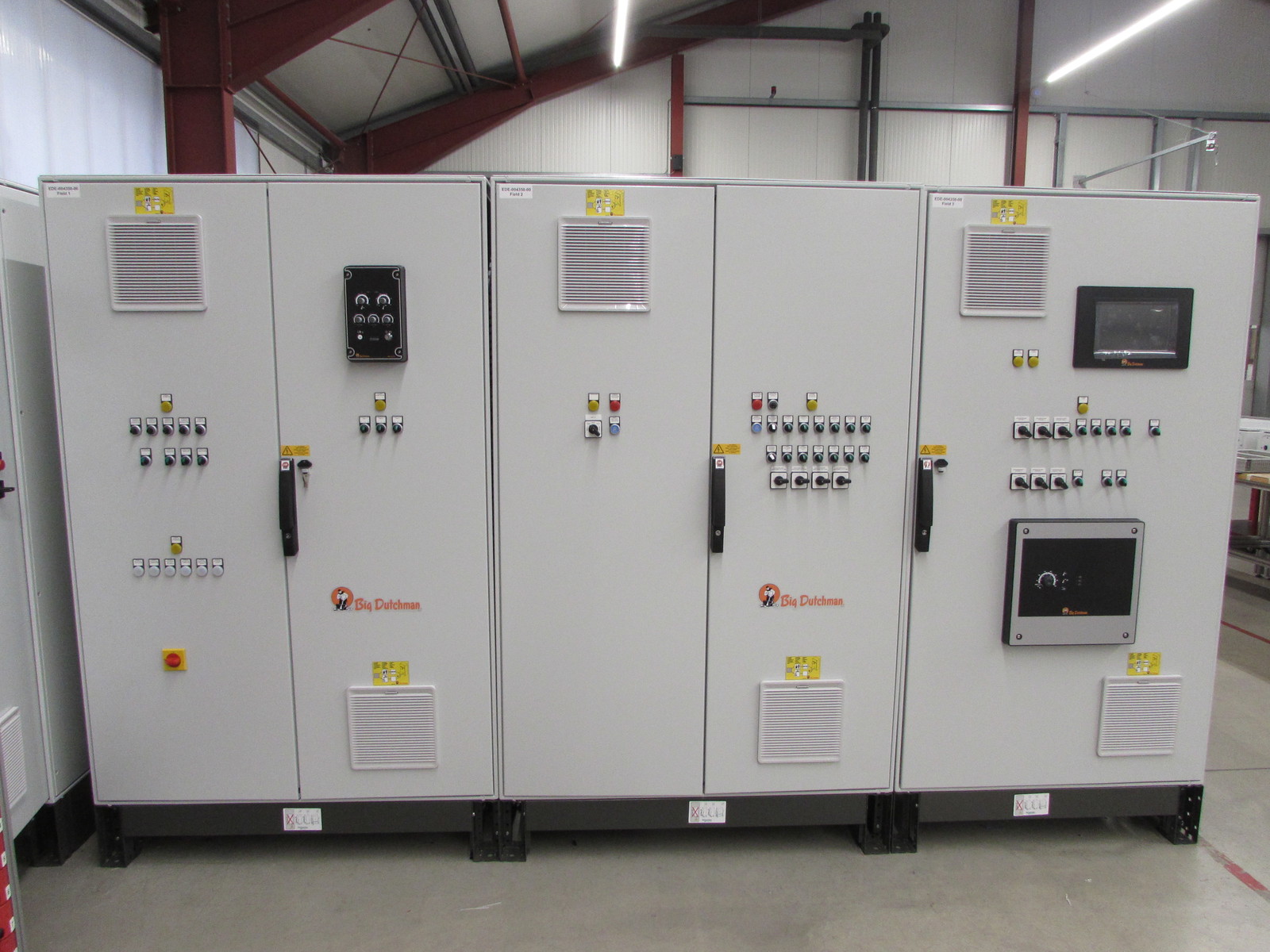 Control cabinet Natura Step Slave Guillen VI